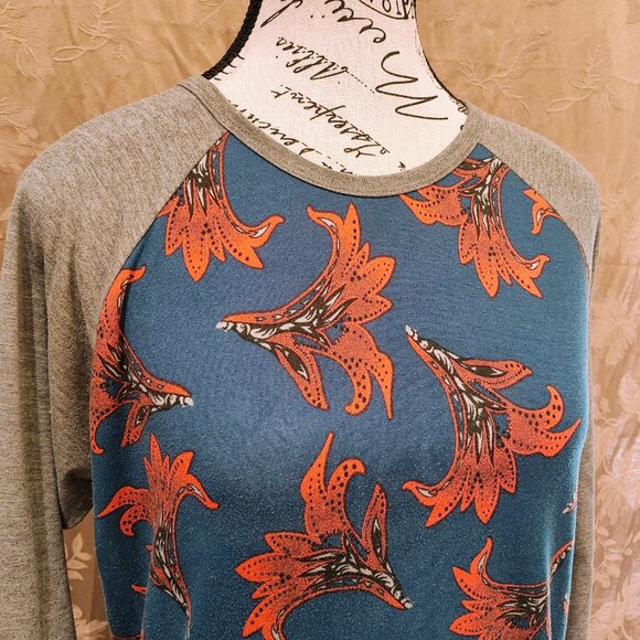 LuLaRoe Floral Randy Baseball Tee, Size Small, Used - Picture 2 of 5